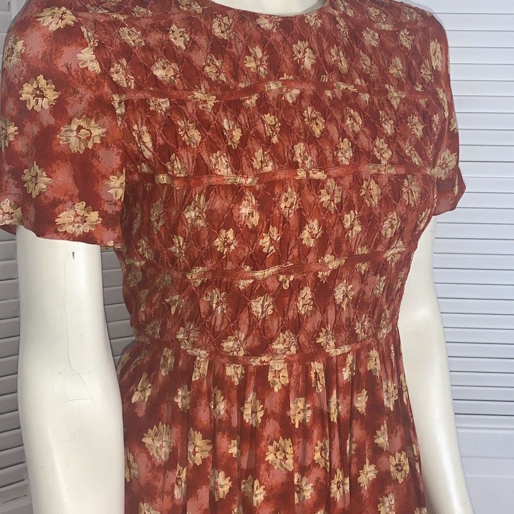 *SOLD*Vintage Karin Stevens Rust Floral Smocked Dress Tie Waist Size 6